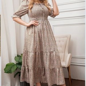 Maxi Cottagecore dress, never worn!